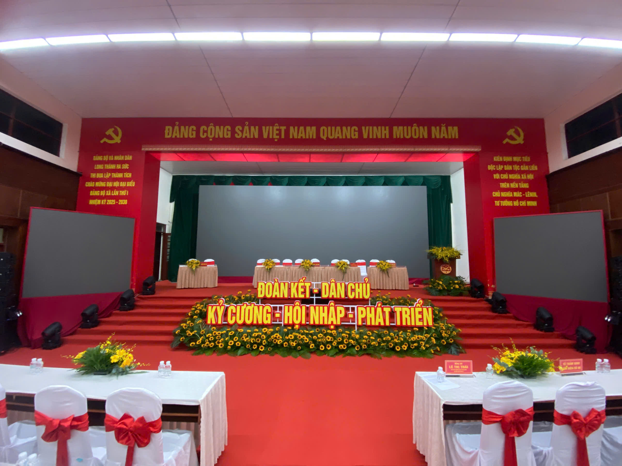 Hệ Thống Ánh Sáng Nghệ Thuật